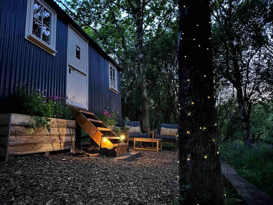 Cornwall Woodland Shepherd'S Hut - Dennis Hut Bodmin Bagian luar foto